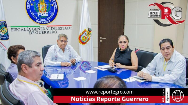 El Fiscal Zipacná Torres se reúne con la presidenta de la CDHEG 