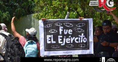 Ejército es responsable de la desaparición de los 43 normalistas: Ayotzinapa