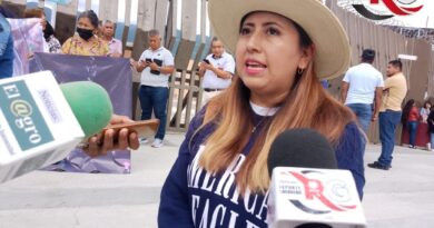 Protestan habitantes de Tlapa en Palacio de Gobierno contra el alcalde priísta