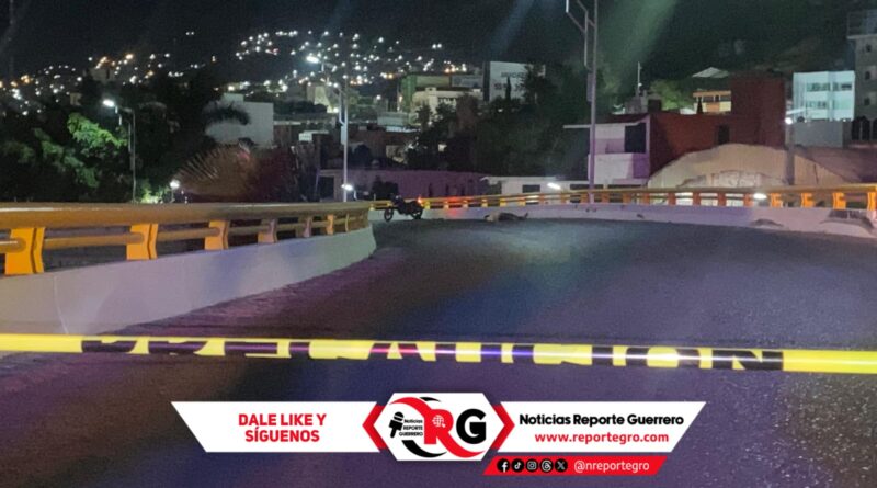 Muere motociclista al derrapar en bulevar René Juárez de Chilpancingo
